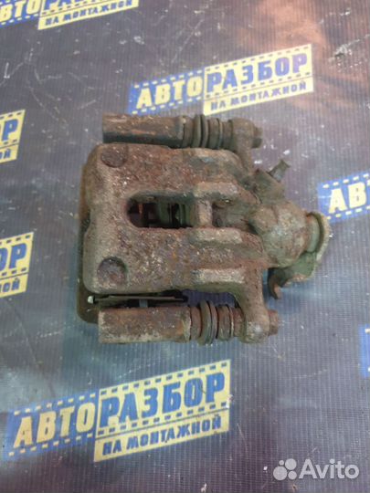 Суппорт тормозной задний правый Хонда Цивик 5 д