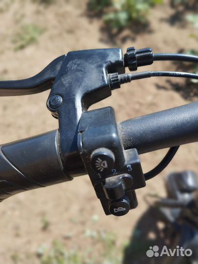 Электросамокат iconbit