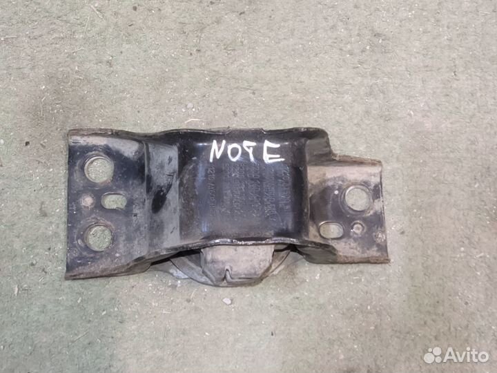 Подушка двигателя правая и левая Nissan Note 1