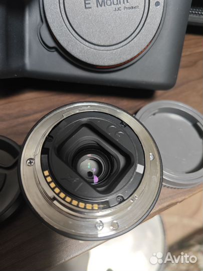 Sony e 35mm 2.8 zeizz модель: sel35f28z