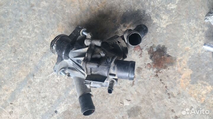 Термостат Mercedes GLA X156 M270