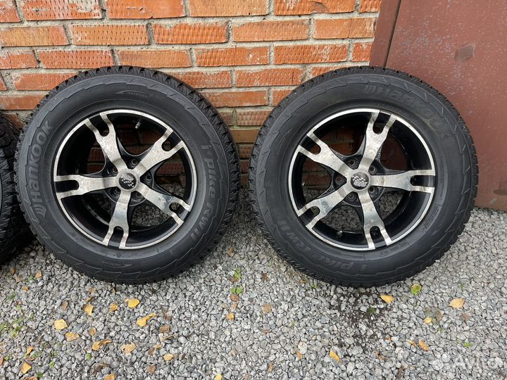 Hankook Dynapro HP2 RA33 225/70 R16