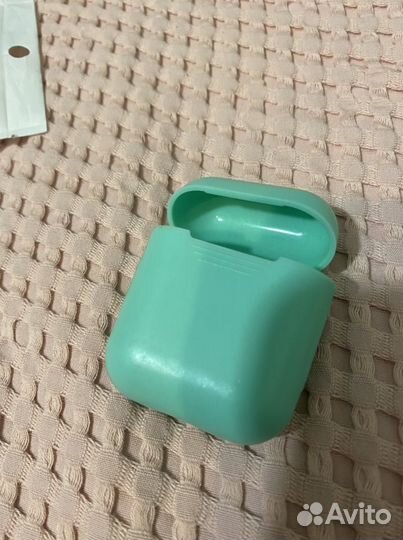 Чехол на airpods