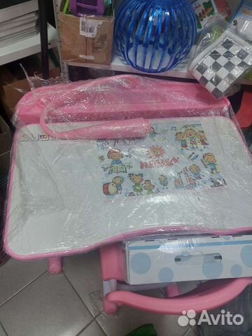 Парта растущая со стулом и лампой