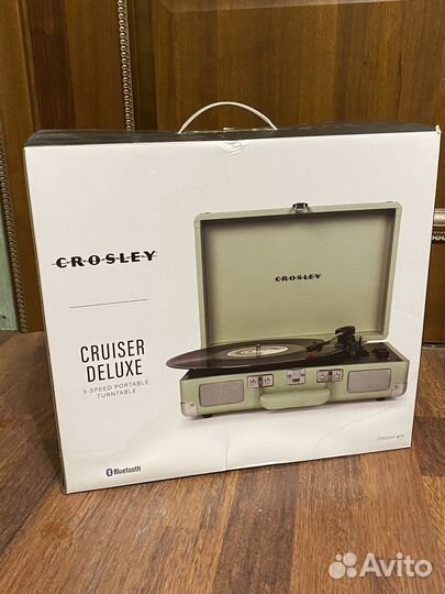 Виниловый проигрыватель crosley