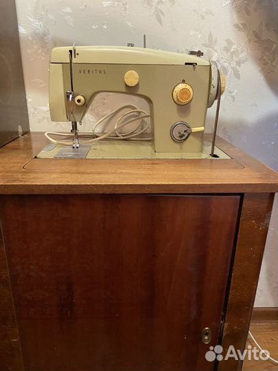 Швейная машинка veritas