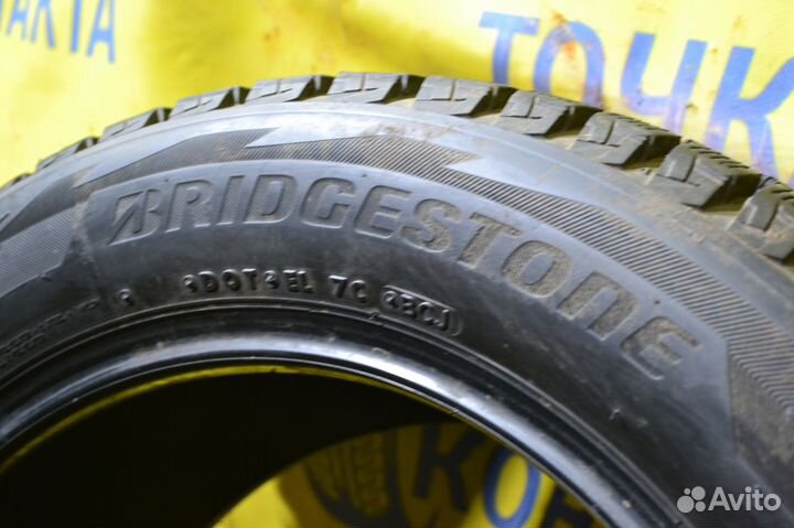 Bridgestone Blizzak DM-V2 235/55 R18