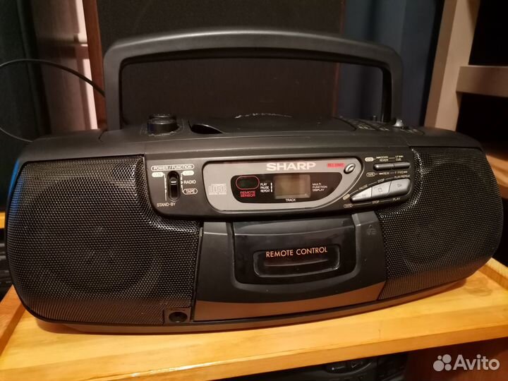 Магнитола (магнитофон) sharp QT-CD77