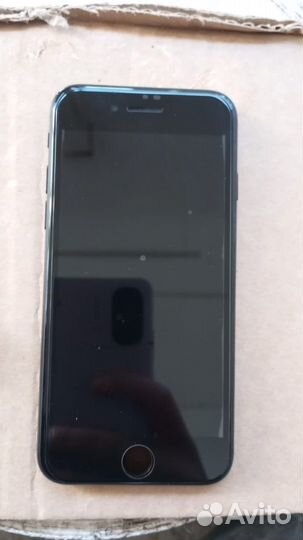 iPhone SE (2020), 128 ГБ