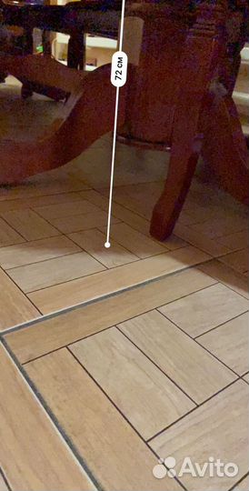 Стол кухонный