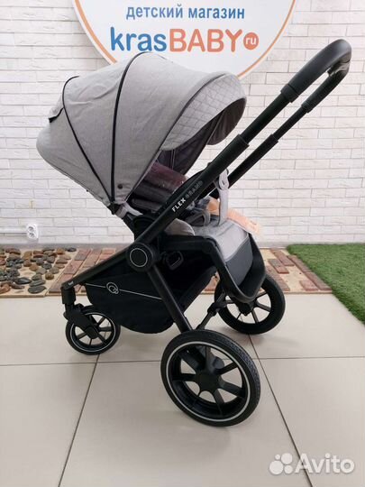 Прогулочная коляска с реверсивным блоком