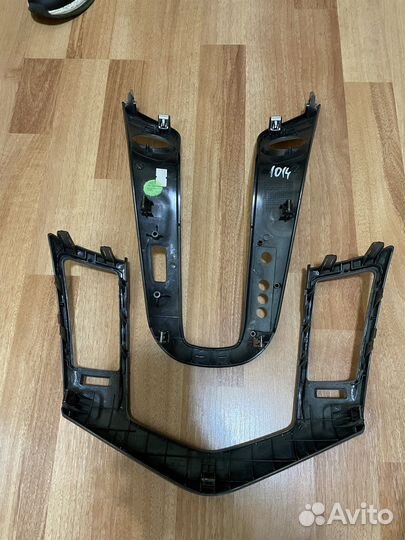 Накладка АКПП и накладка магнитолы Шевроле Круз