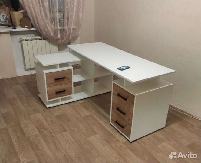 Новый письменный угловой стол 150*110 см