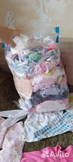 Пакет детских вещей на девочку