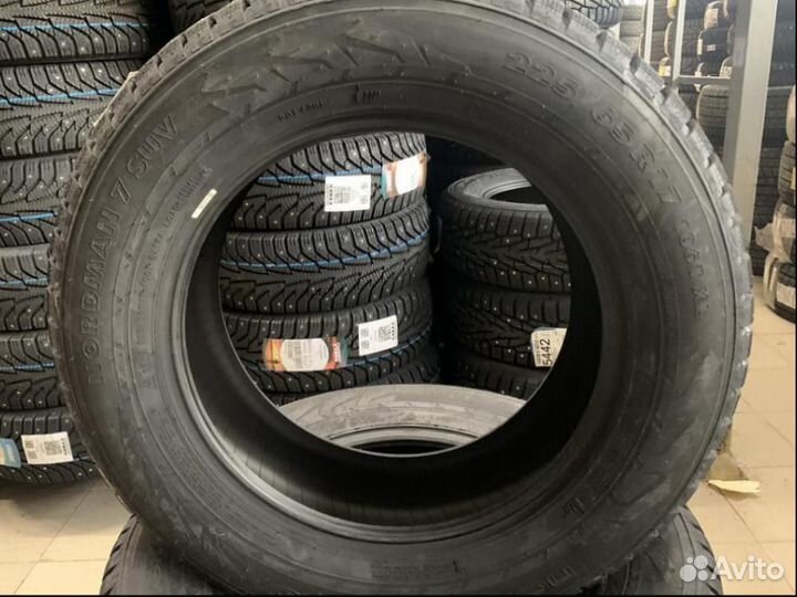 Nokian Tyres Nordman 7 SUV 225/65 R17 106T