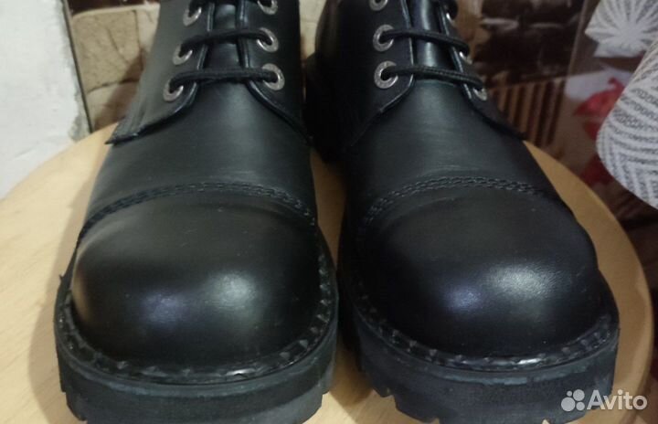 Ботинки Ultras 44 grinders camelot steel ranger