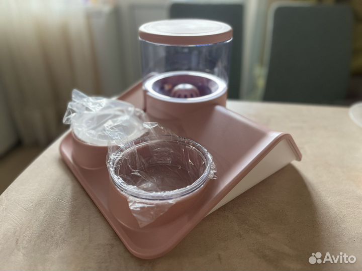 Миска для животных с автопоилкой