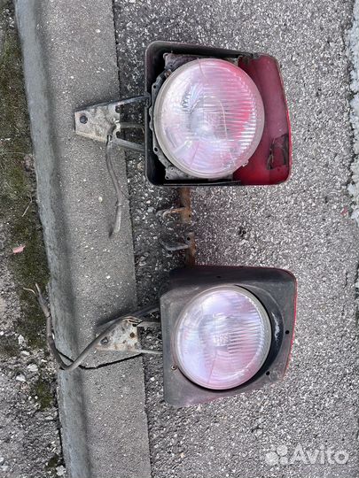 Фара правая левая крышка 924 944