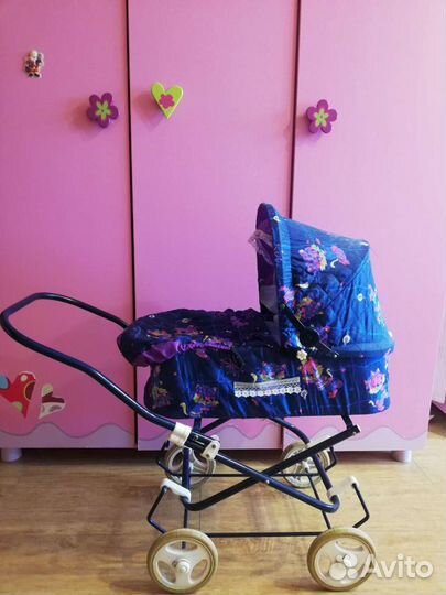 Коляска для кукол