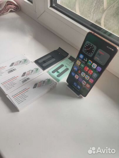 Подставка для телефона и планшета