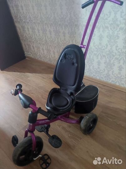 Трехколесный велосипед