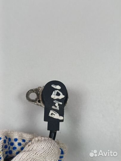 Датчик положения коленвала Kia RIO 1