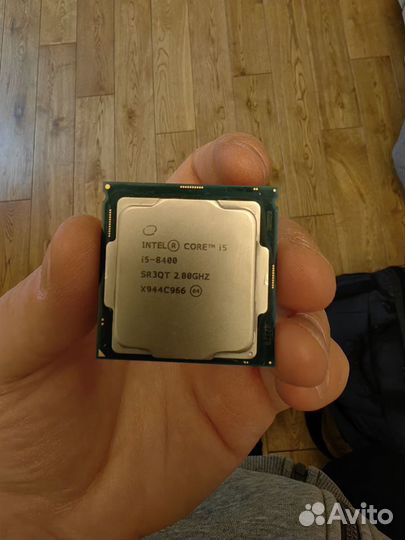 Процессор Intel i5-8400