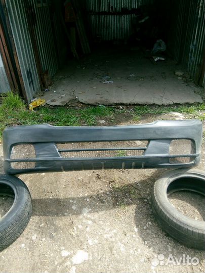 Бампер передний Mercedes Benz