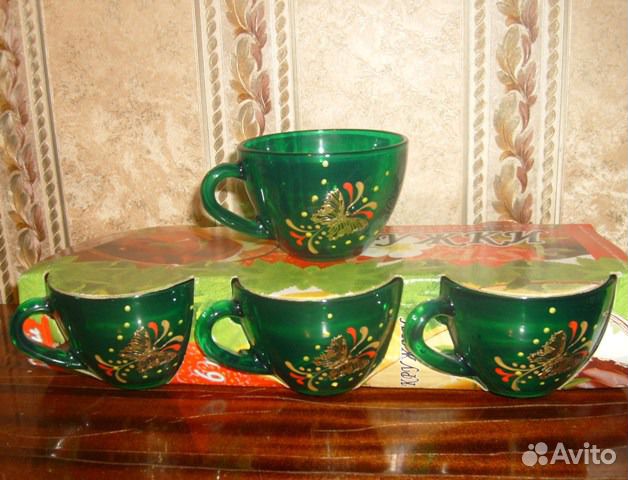 Посуда для сервировки стола, чашки