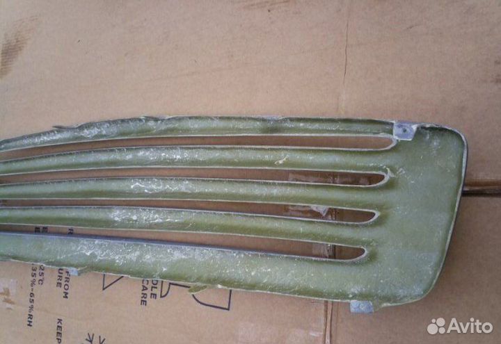 Решетка радиатора передняя верхняя Infiniti Fx35