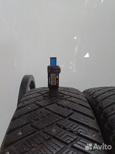 Goodyear Ultragrip Ice Arctic 215/65 R16