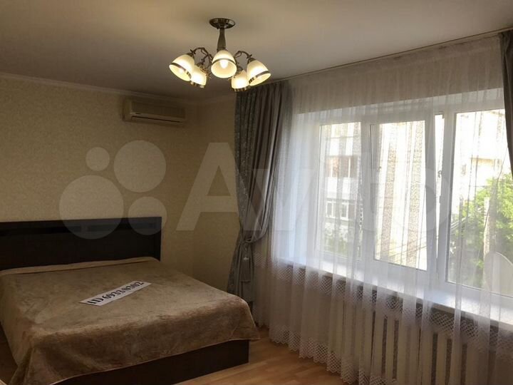 2-к. квартира, 60 м², 3/9 эт.