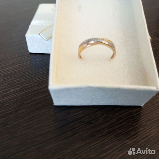 Золотое кольцо 585 * с бриллиантами