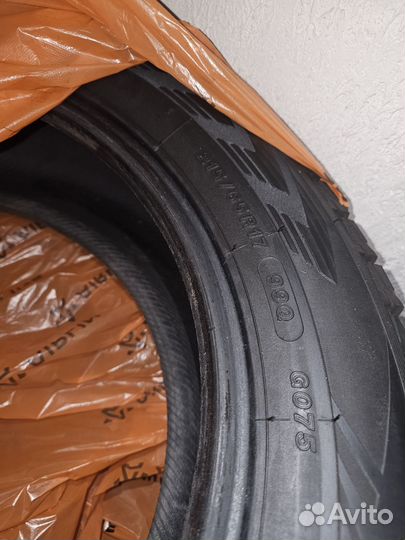 Yokohama Ice Guard G075 215/65 R17