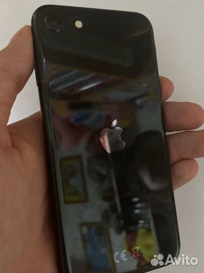 iPhone SE (2020), 64 ГБ