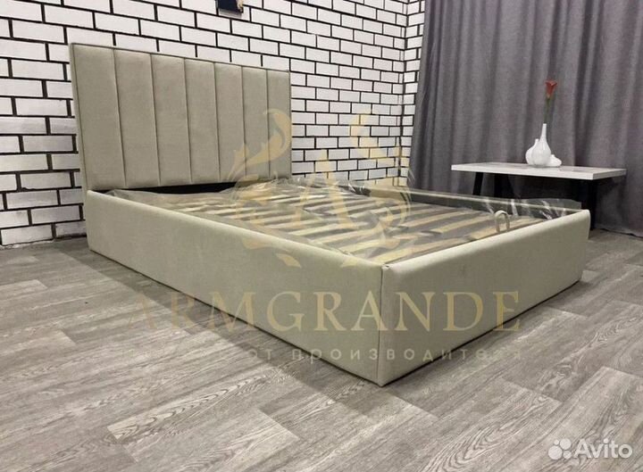 Дизайнерская кровать