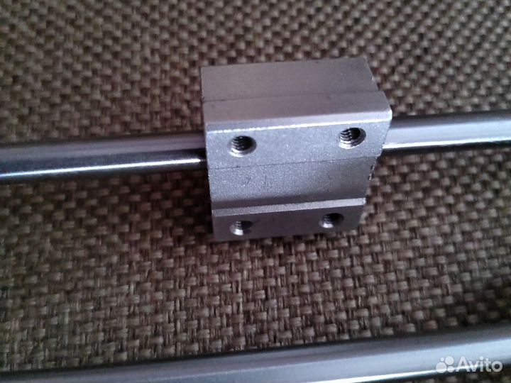 Комплект линейных направляющих 8мм с каретками