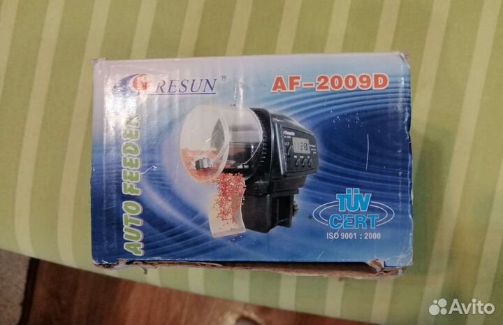 Автоматическая кормушка для рыбок