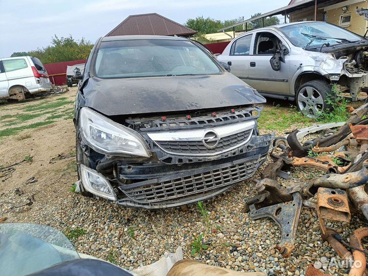 Opel Astra J 1.6 МКПП (В разборе)