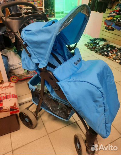 Прогулочная коляска