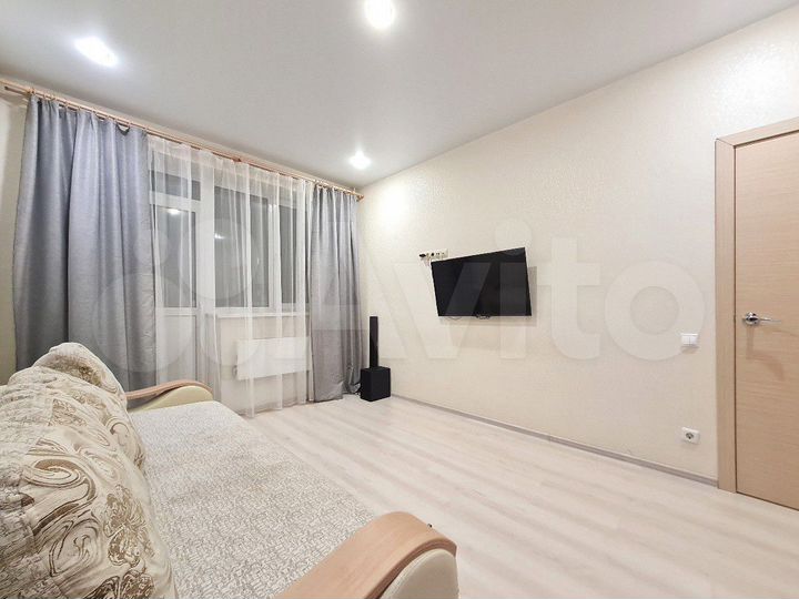 1-к. квартира, 43,7 м², 2/5 эт.