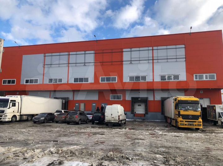 Склад на продажу 2000 м²