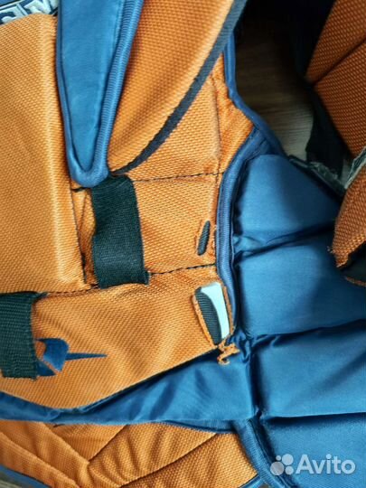 Вратарский нагрудник CCM Vector JR L