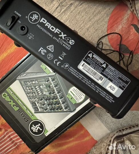 Микшерный пульт mackie profx 4 v2