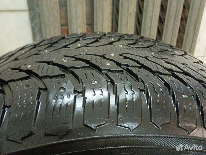 Nokian Tyres Hakkapeliitta 9 SUV 285/50 R20
