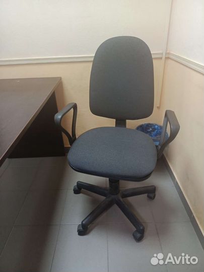 Компьютерное кресло