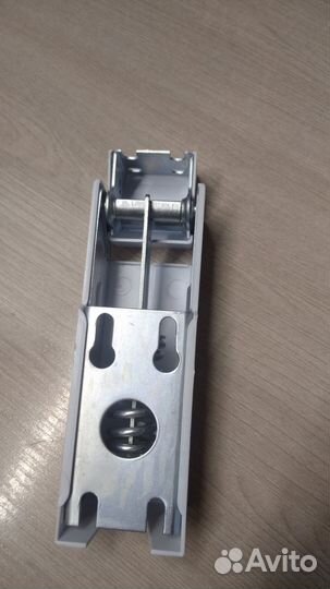 Петля двери на мороз. ларь позис- мир