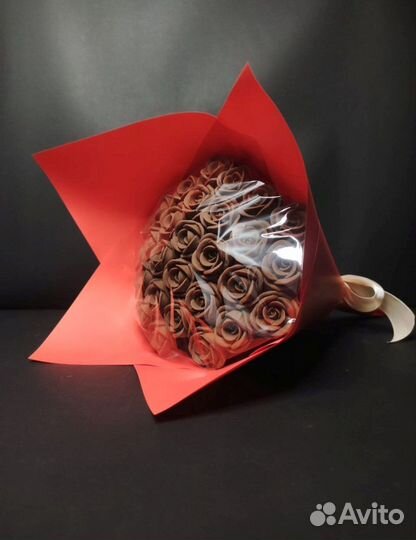 Розы из Молочного Шоколада - 29 шт в Букете