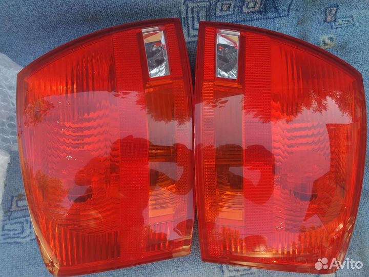 Задние фонари на Ауди А4 2005-2008год