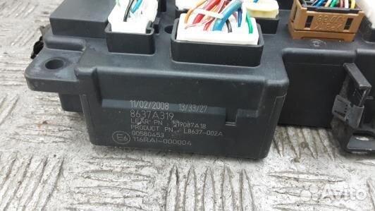 Блок предохранителей citroen C-crosser (LEA01M101)